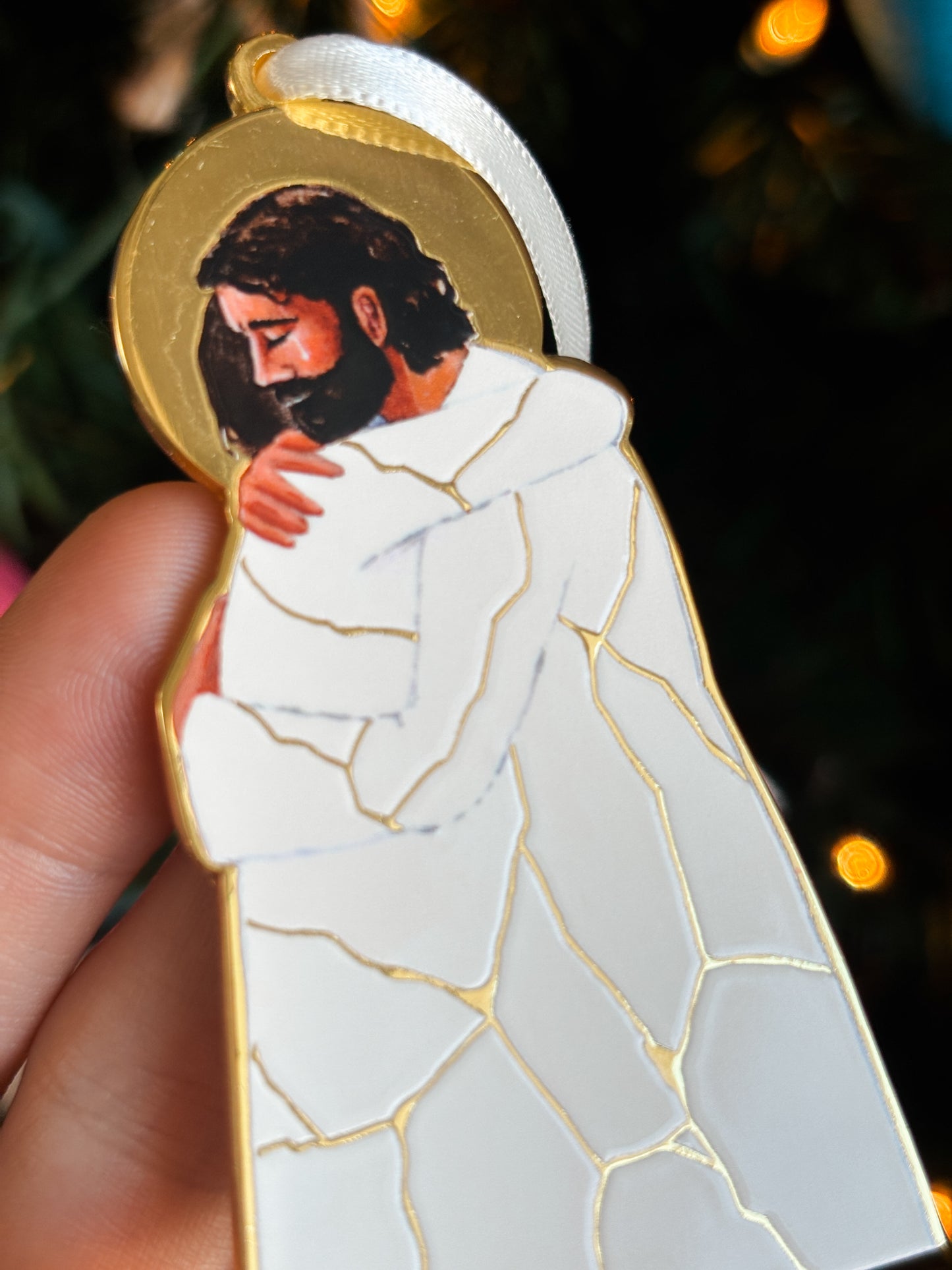 'He Binds Up The Broken Hearted' Gold Enamel Ornament