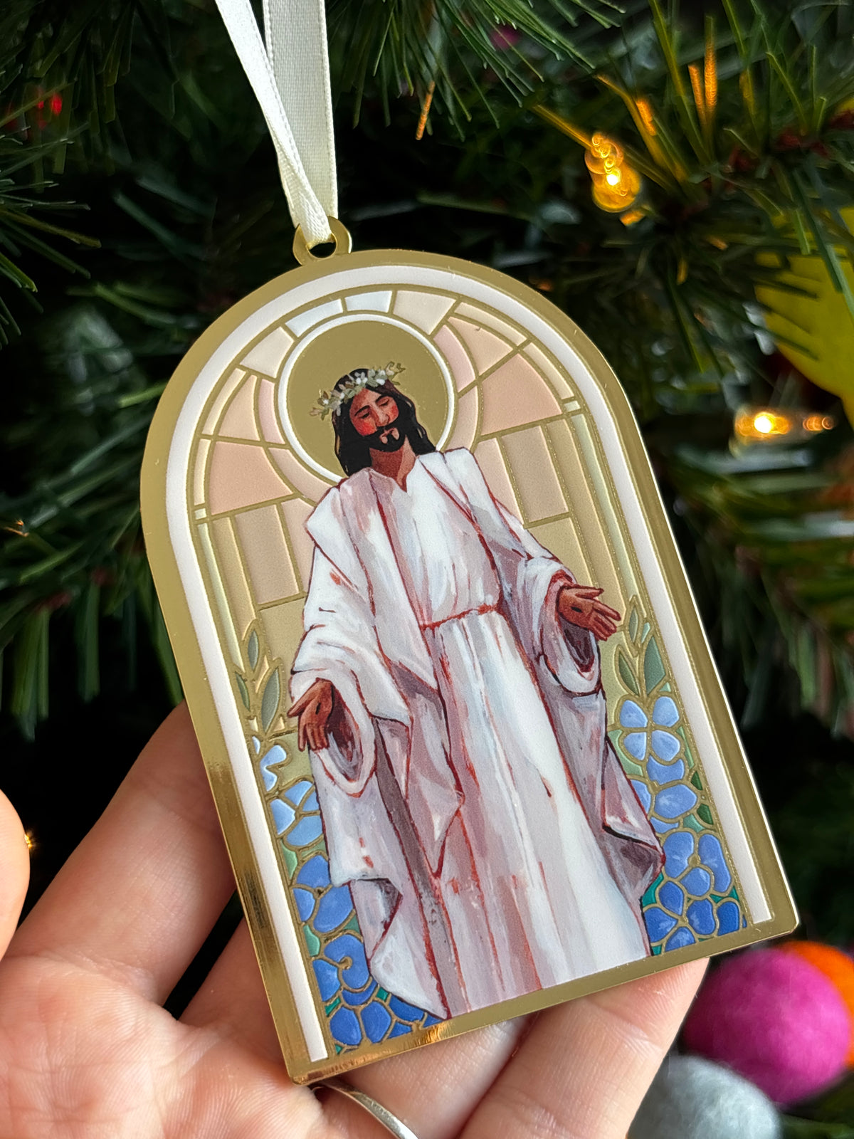 'Beautiful Savior' Gold Enamel Ornament